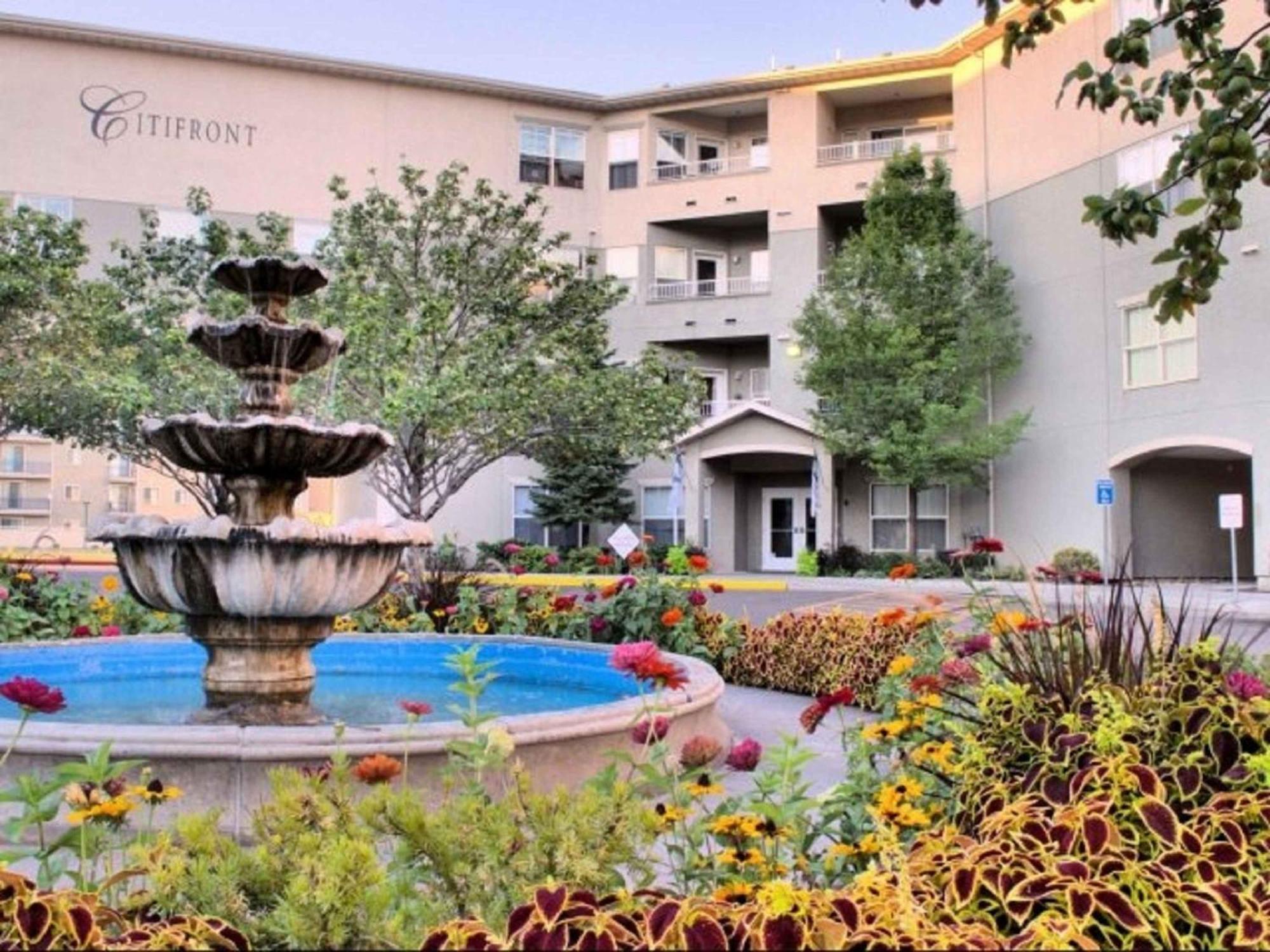 Downtown Near Convention Center Holiday home